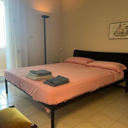 La Casa Di Alberto Apartment Riva Ligure Bagian luar foto